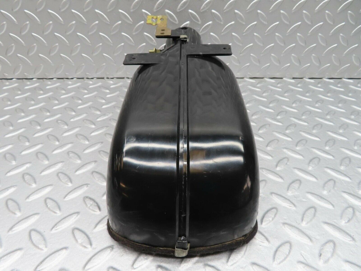 13985 Mercedes-Benz C107 280SLC Heater Air Duct