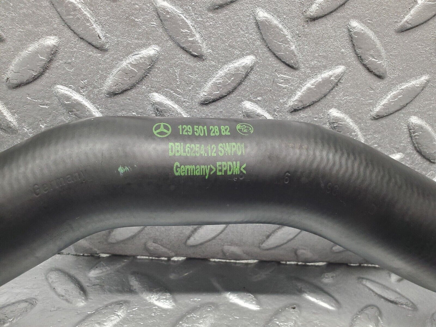 46906 Mercedes-Benz R129 320SL Coupe Radiator Hose Pipe 1295012882