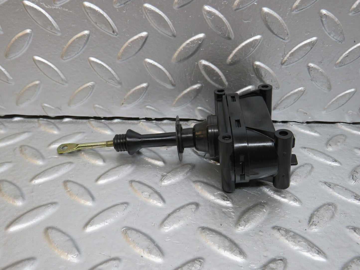 29377 Mercedes-Benz W124 230E Door Lock Vacuum Actuator Rear Left