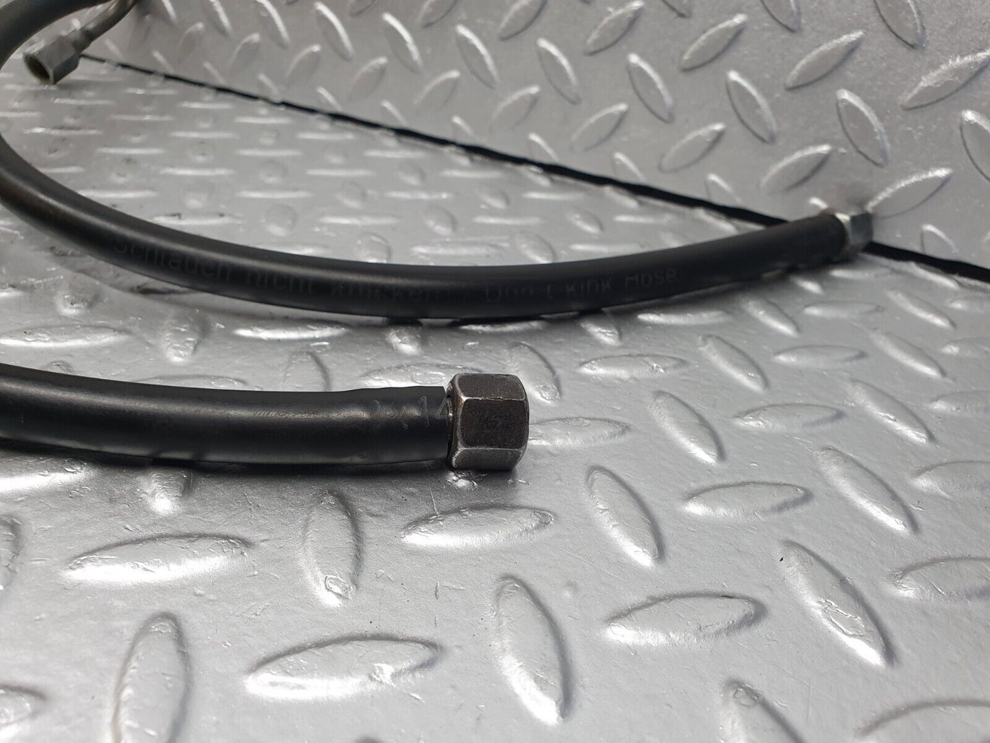 42525 Mercedes-Benz R129 320SL Coupe Fuel Hose Pipe
