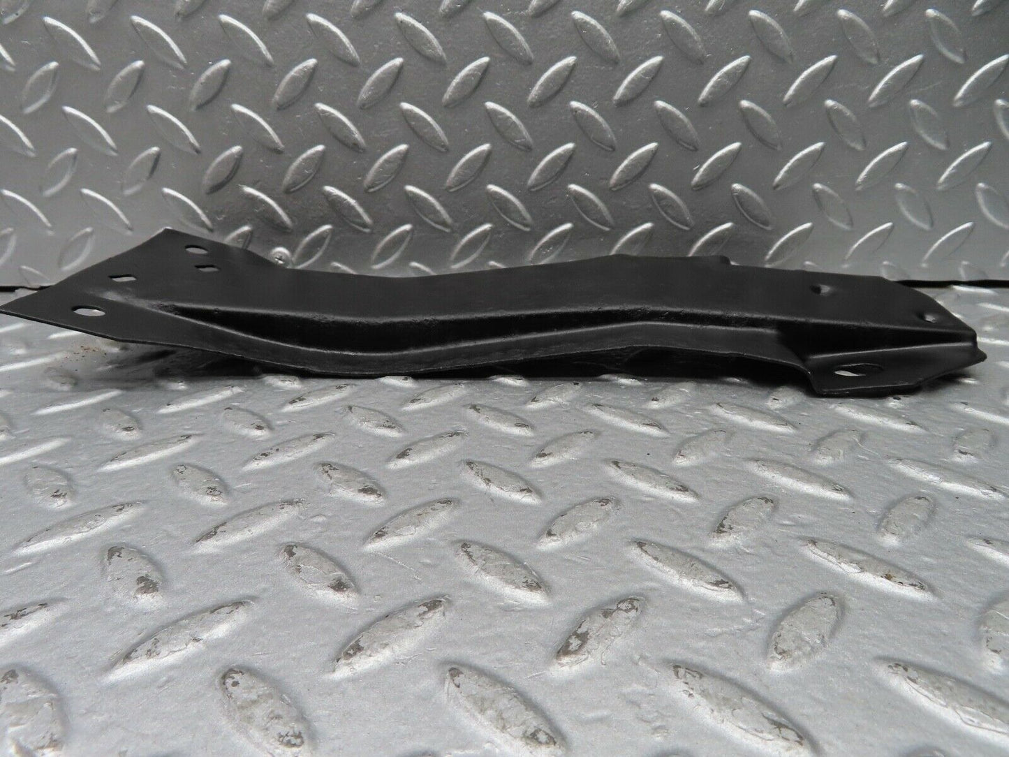 20293 Mercedes-Benz W114 280CE Coupe Cardan Shaft Prop Shaft Bracket