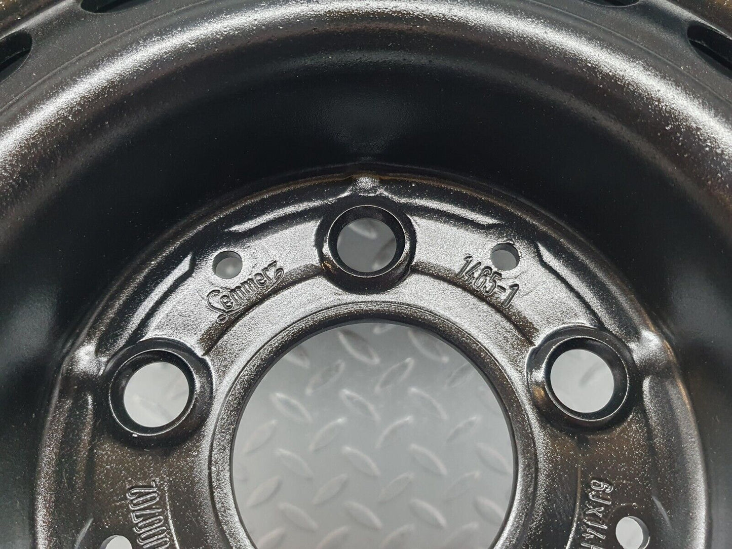 43429 Mercedes-Benz W108 Steel Wheel 6Jx14H2 ET30 1084000702