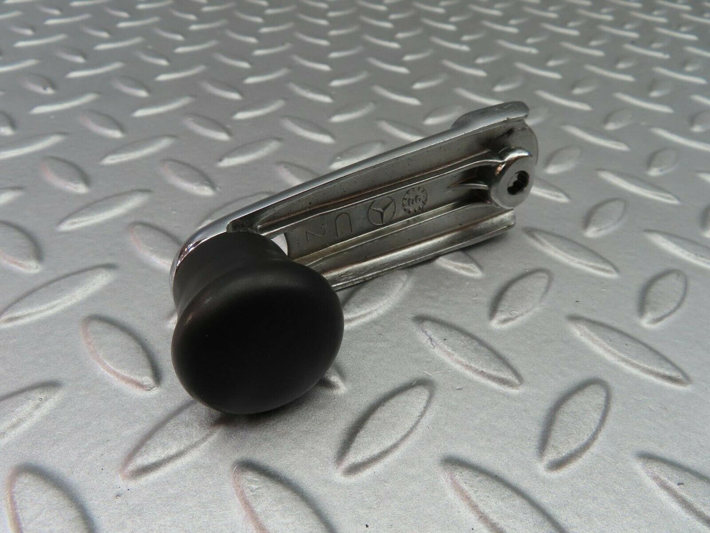 6963 Mercedes-Benz W201 Window Lifter Crank Handle