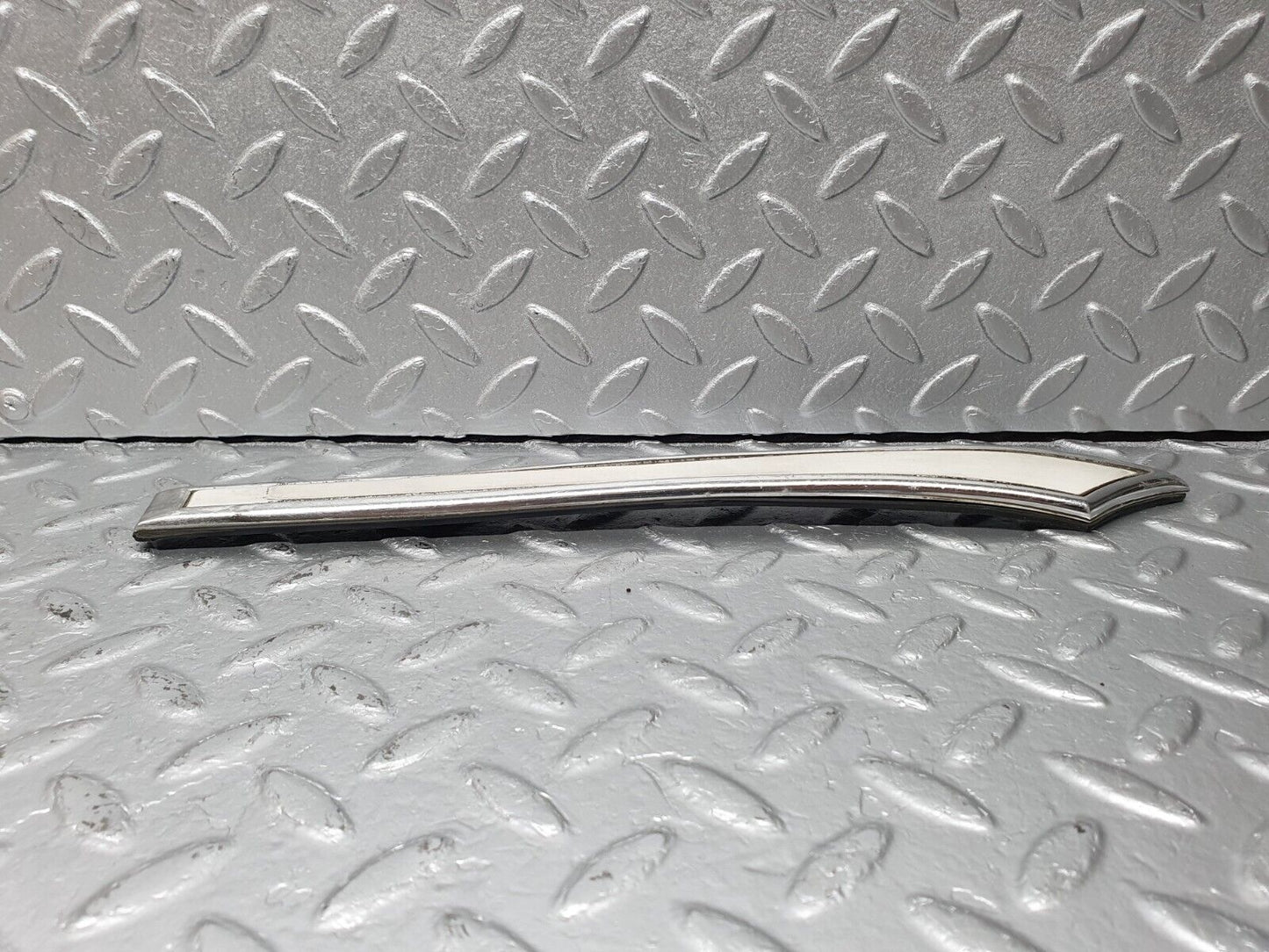 40749 Mercedes-Benz W123 300D C Pillar Exterior Trim Right Side 1236902880