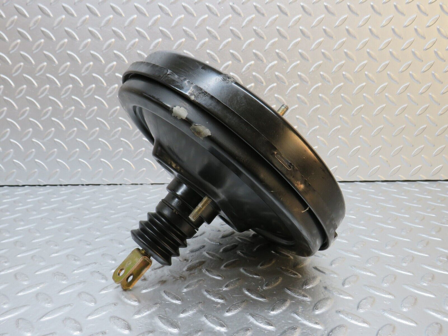 31347 Mercedes-Benz S124 220TE Wagon Brake Booster Lucas 0044301630