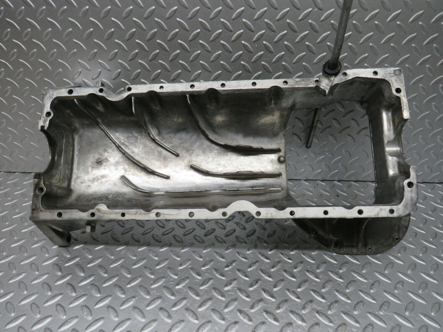32920 Mercedes-Benz W123 300D Oil Pan Oil Sump 6170140302