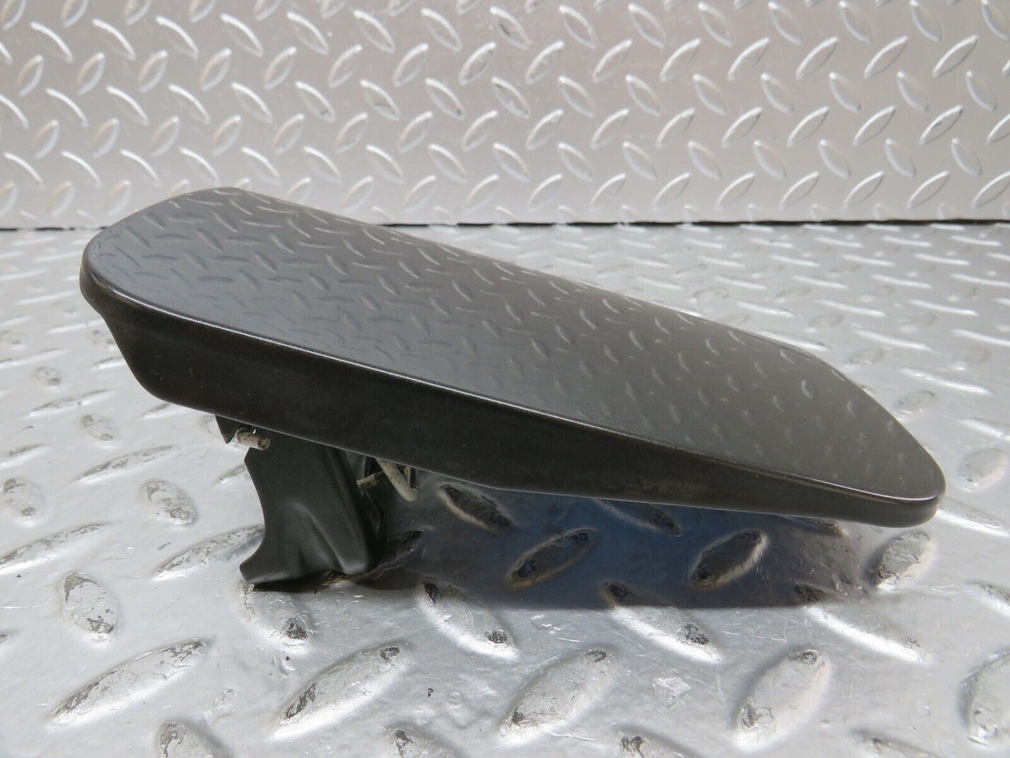 26610 Mercedes-Benz C124 220CE Coupe Fuel Tank Flap Cap 1245846939