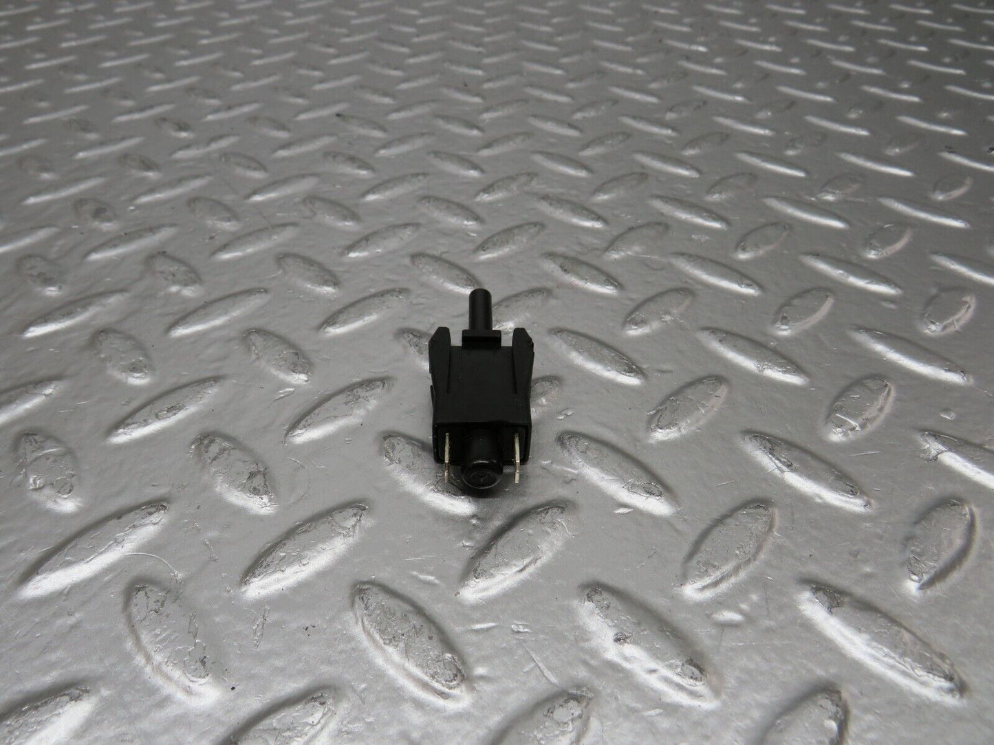 24993 Mercedes-Benz W140 S320 Door Contact Switch 0015458714