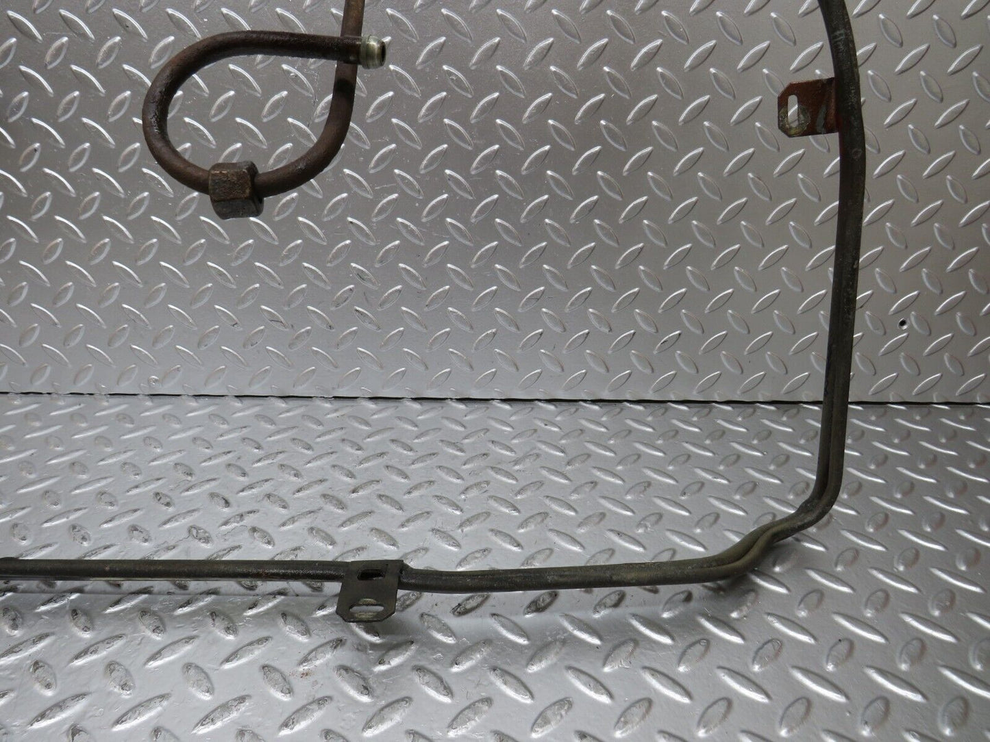26366 Mercedes-Benz W116 450SE  Oil Cooler Pipe Hose