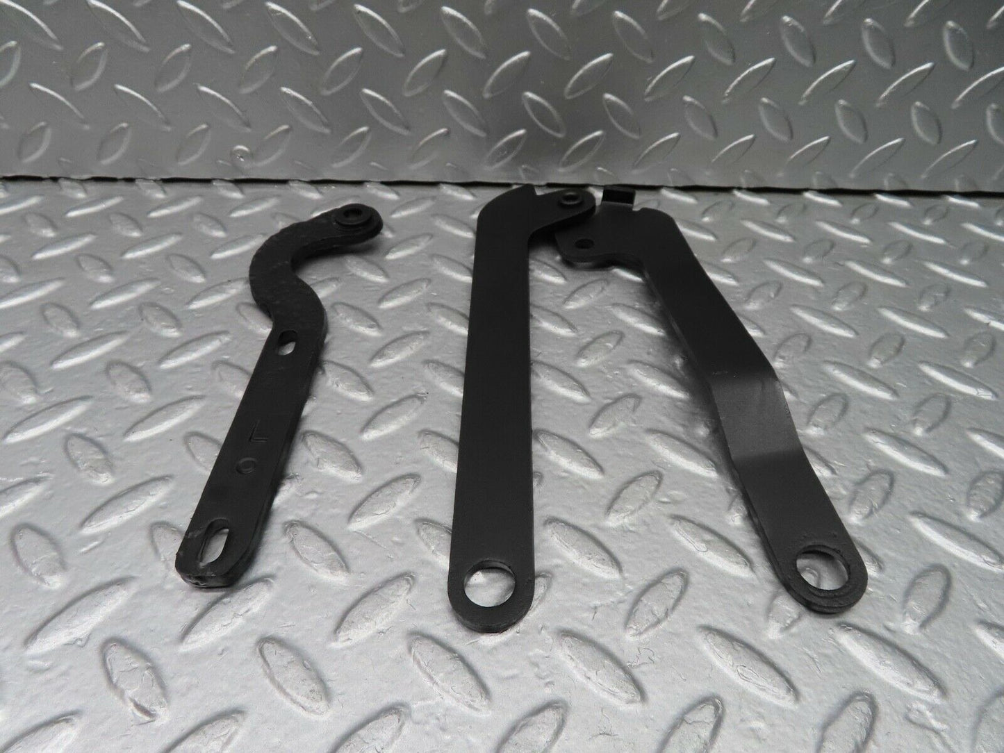 20618 Mercedes-Benz R107 450SL Bonnet Hinge Left Side