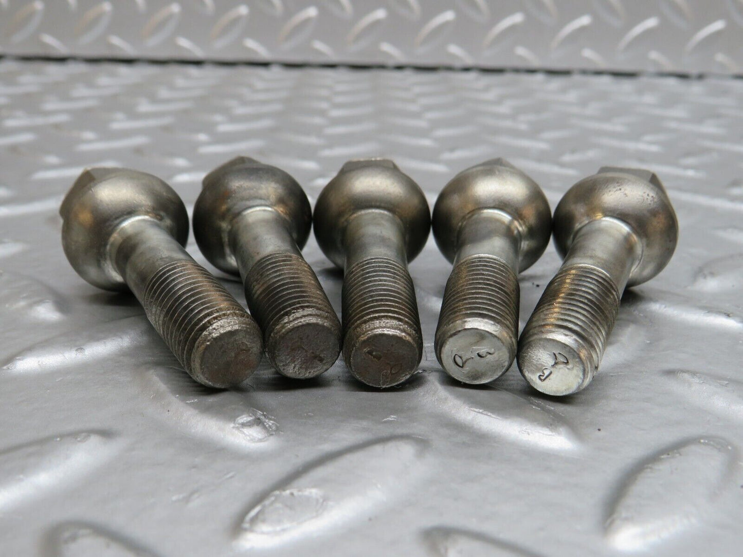 29582 Mercedes-Benz 5x Alloy Wheel Lug Bolt M12x1.5