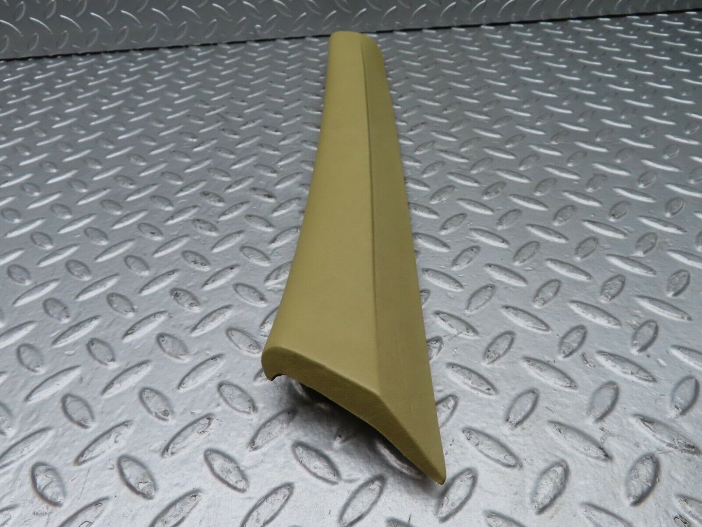 21047 Mercedes-Benz W123 230E A Pillar Cover Left Side Beige