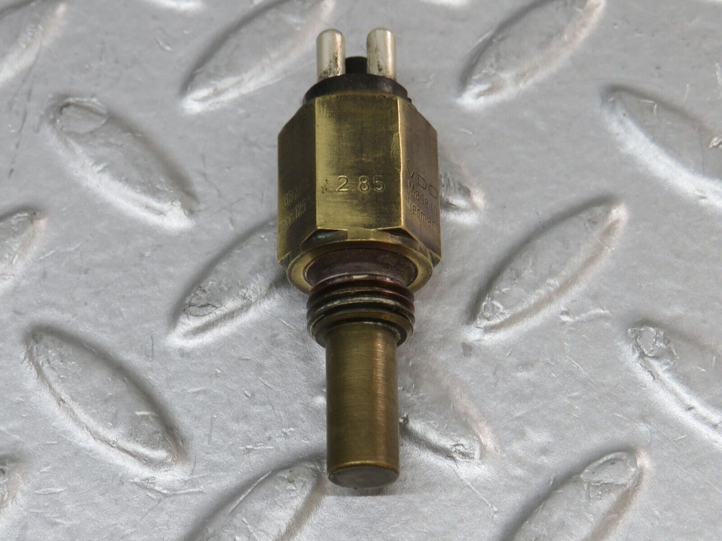 35515 Mercedes-Benz R107 280SL Coupe Temperature Sensor VDO