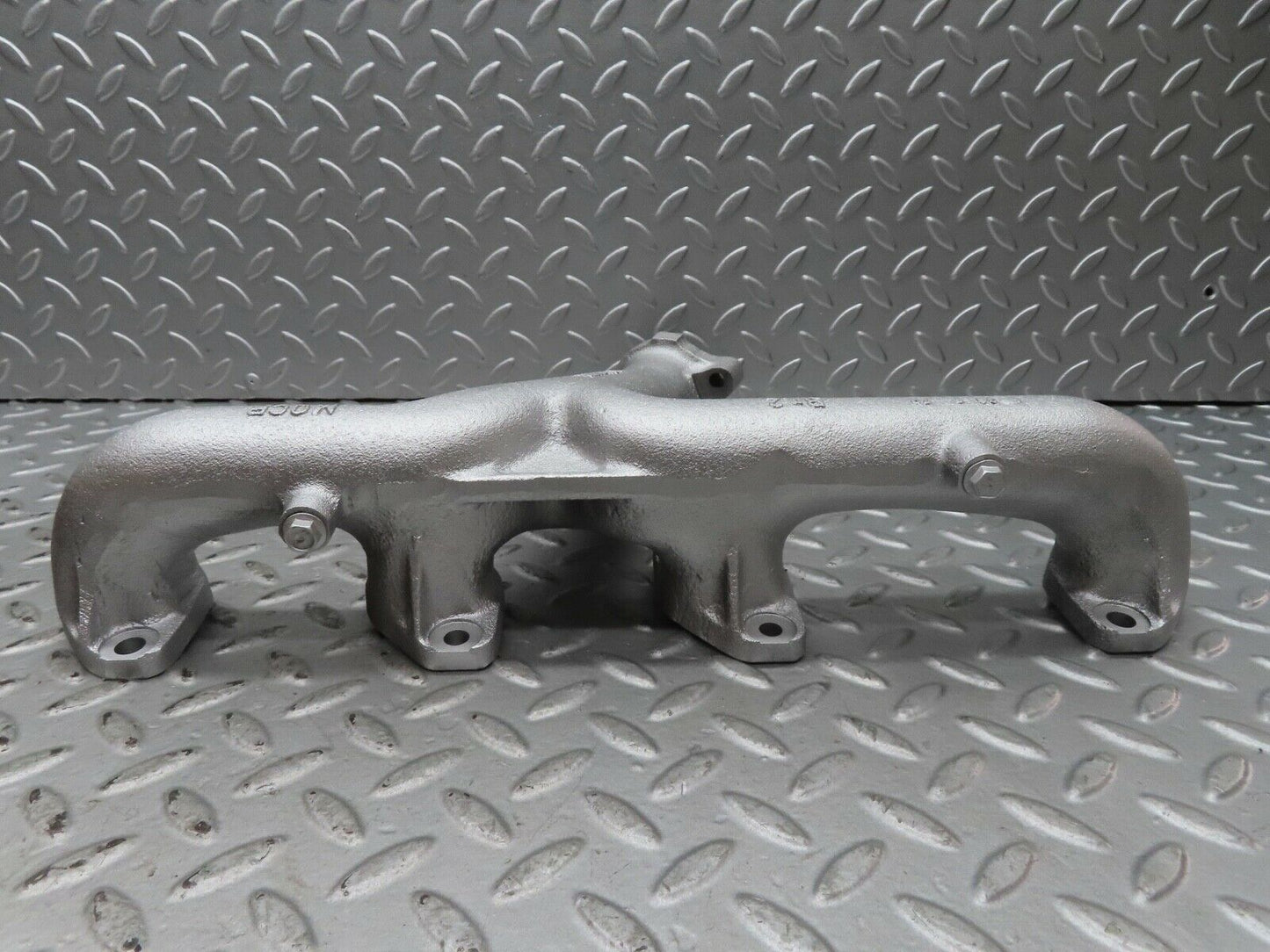 17784 Mercedes-Benz W116 450SEL Exhaust Manifold Right Side 1171428901