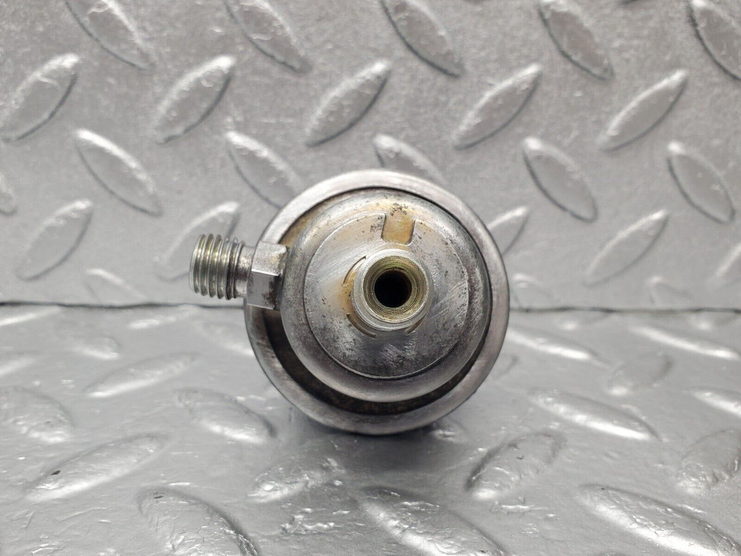 46589 Mercedes-Benz C123 280CE Coupe Fuel Pressure Regulator Bosch 0280161007