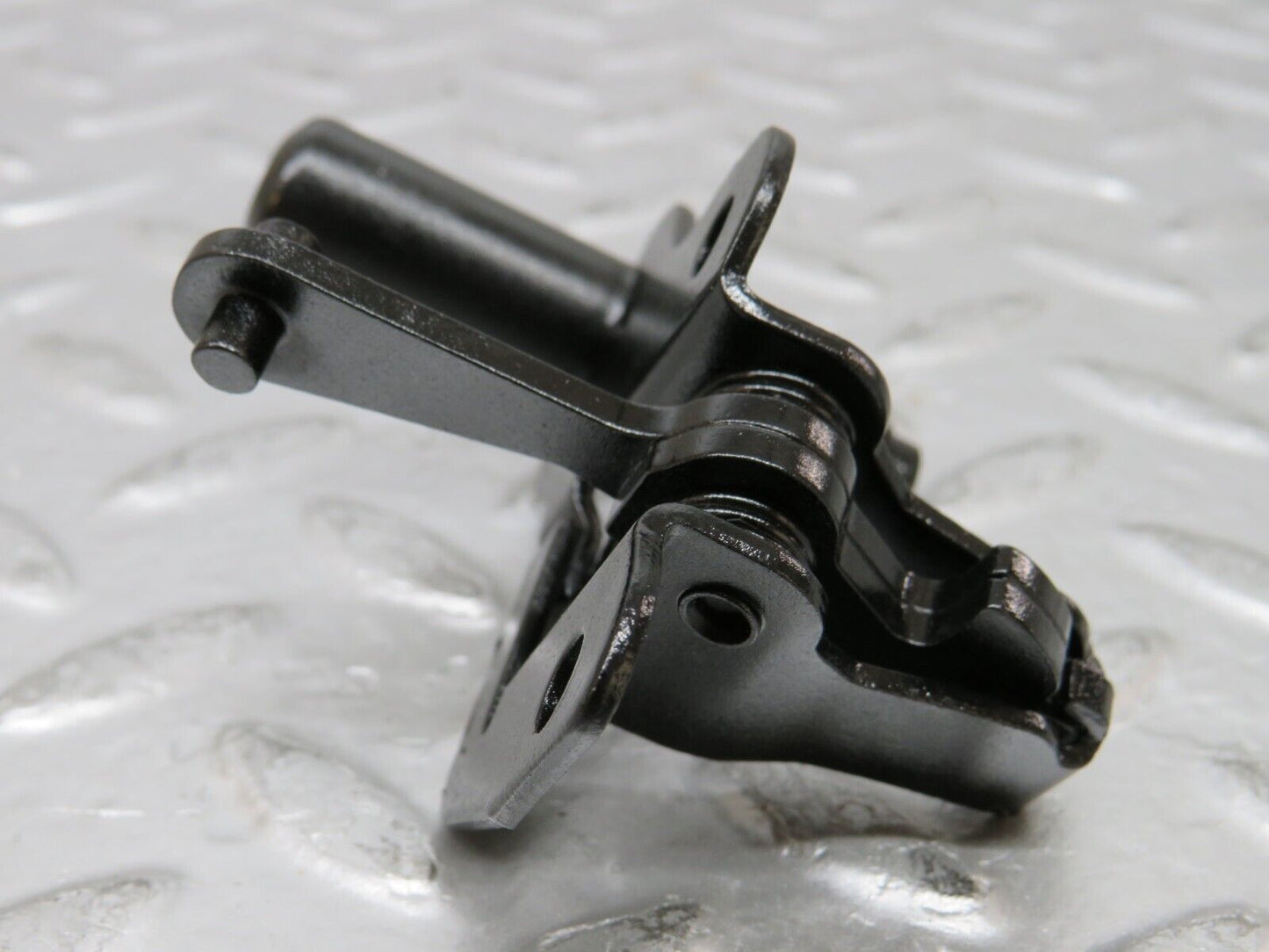 26733 Mercedes-Benz C124 220CE Coupe Bonnet Lock Catch 1248800260