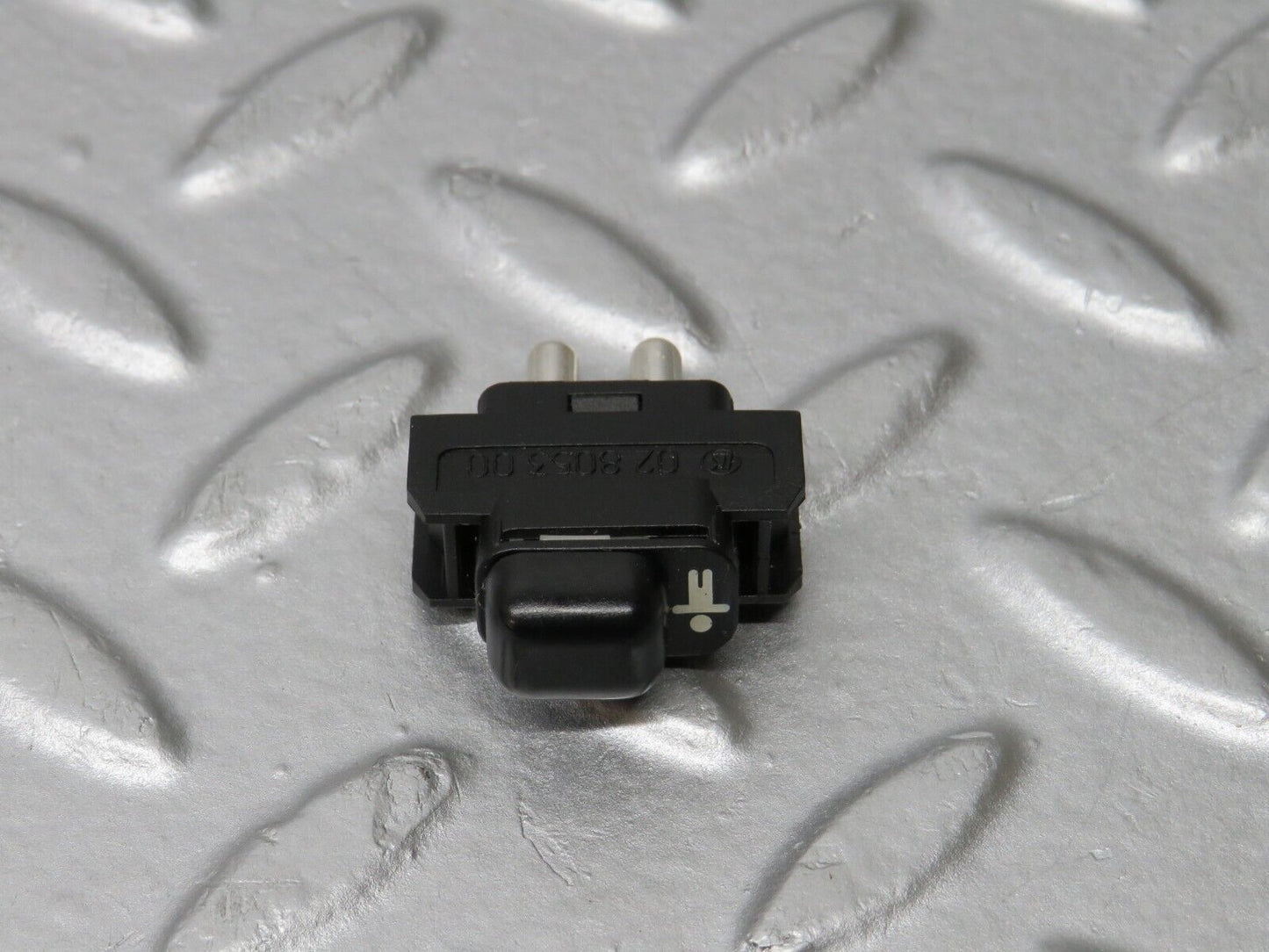 38958 Mercedes-Benz W201 190E 2.6L Child Lock Control Switch 1248204910
