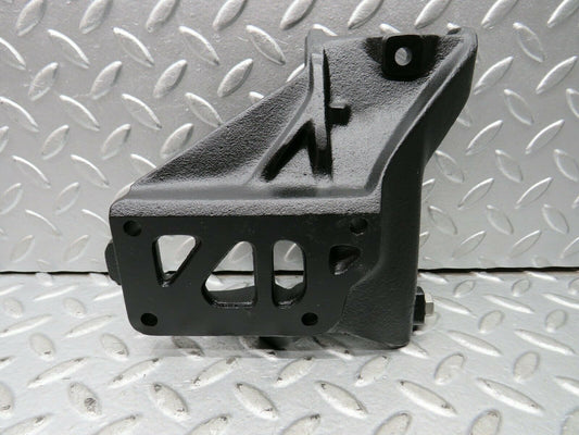 22152 Mercedes-Benz S123 280TE Alternator Generator Bracket 1101550735