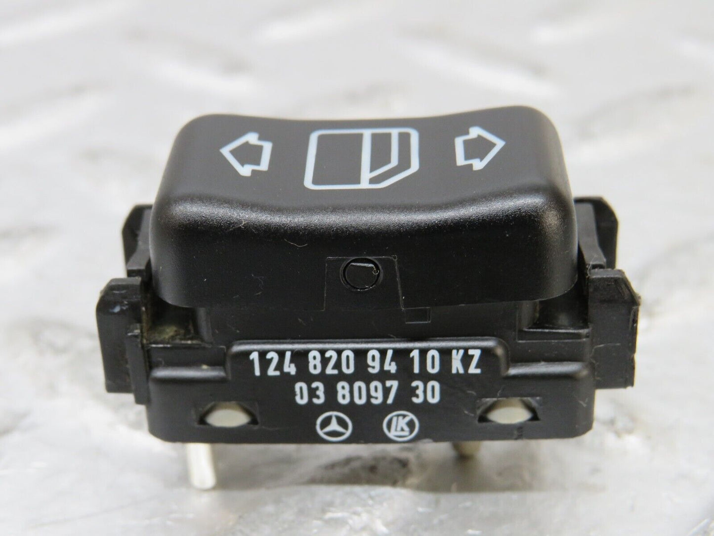 25900 Mercedes-Benz W124 280E Electric Window Switch Right 1248209410