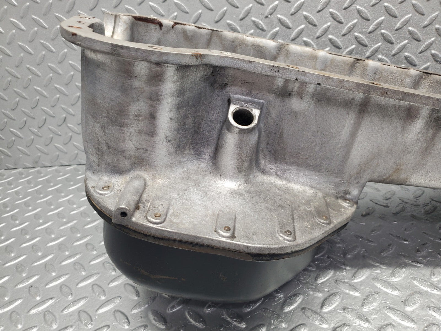 W112 oil pan oil sump used OEM