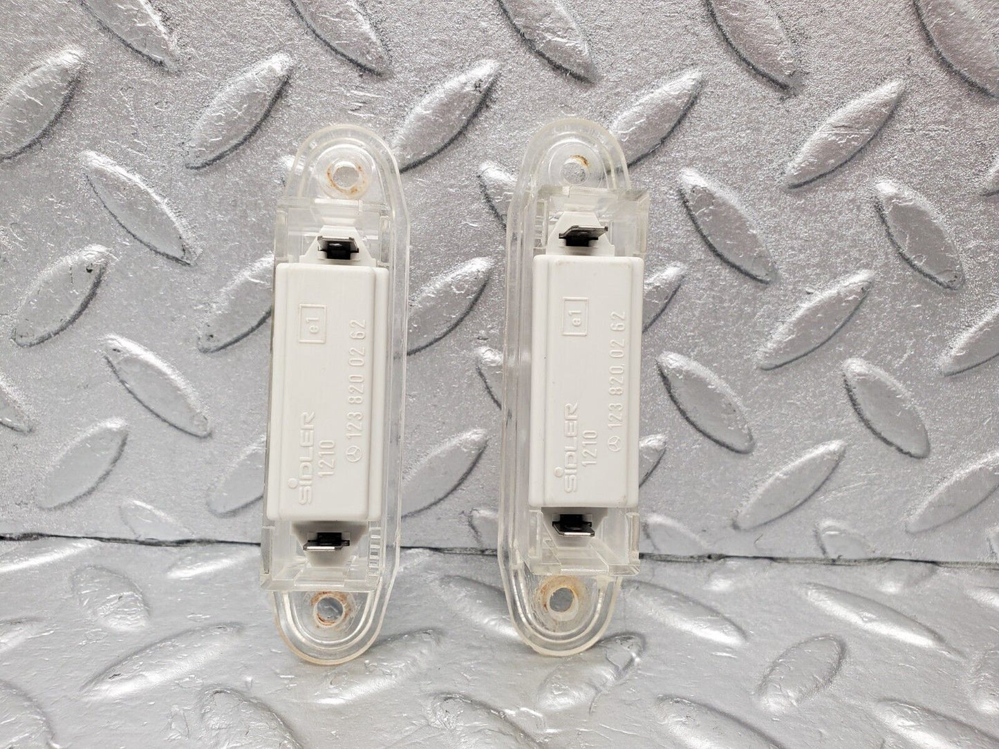 46462 Mercedes-Benz C123 280CE Coupe Number Plate Light 2x 1238200262