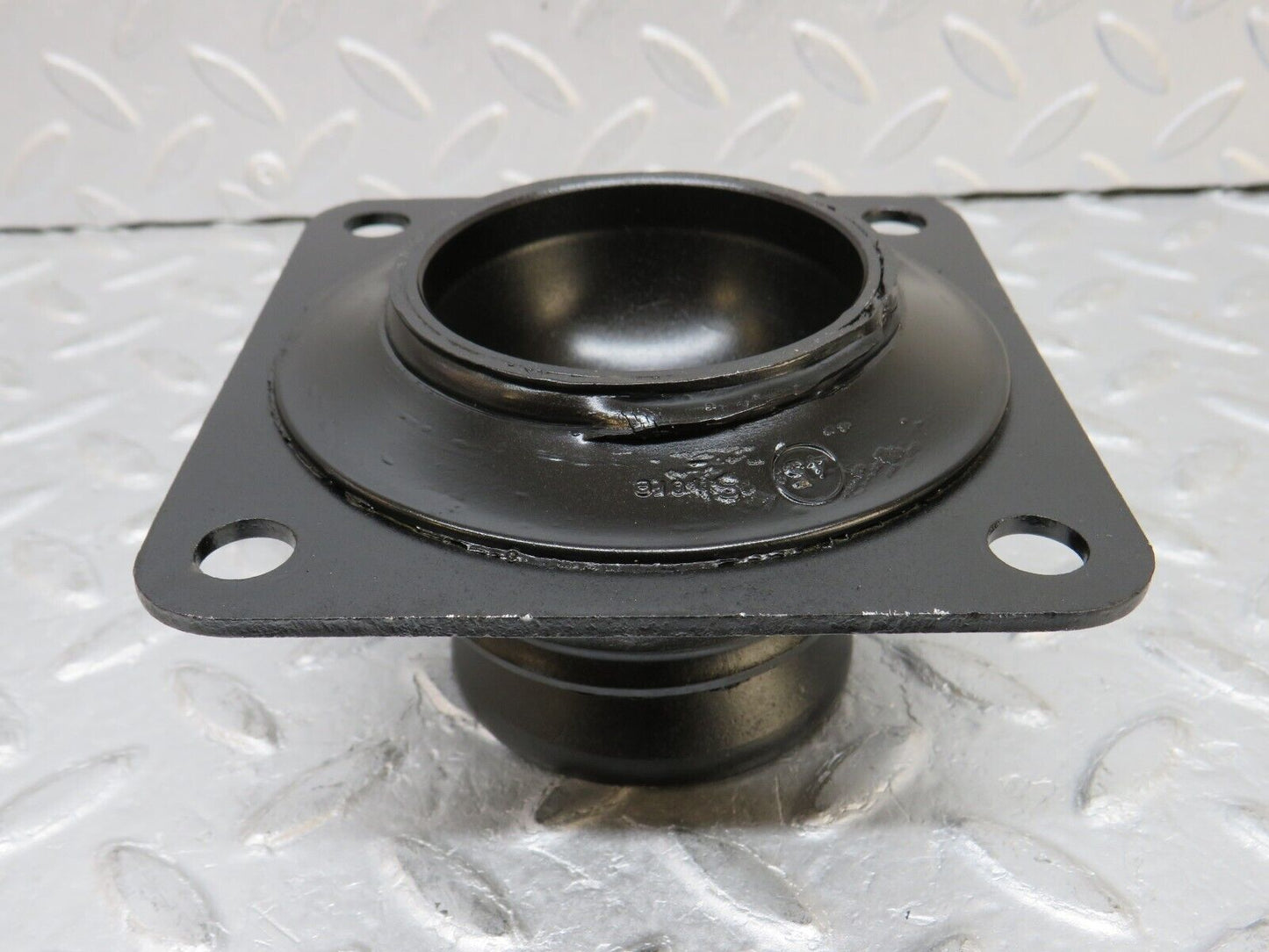 37553 Mercedes-Benz W109 300SEL Rear Axle Rubber Mount 1123500475