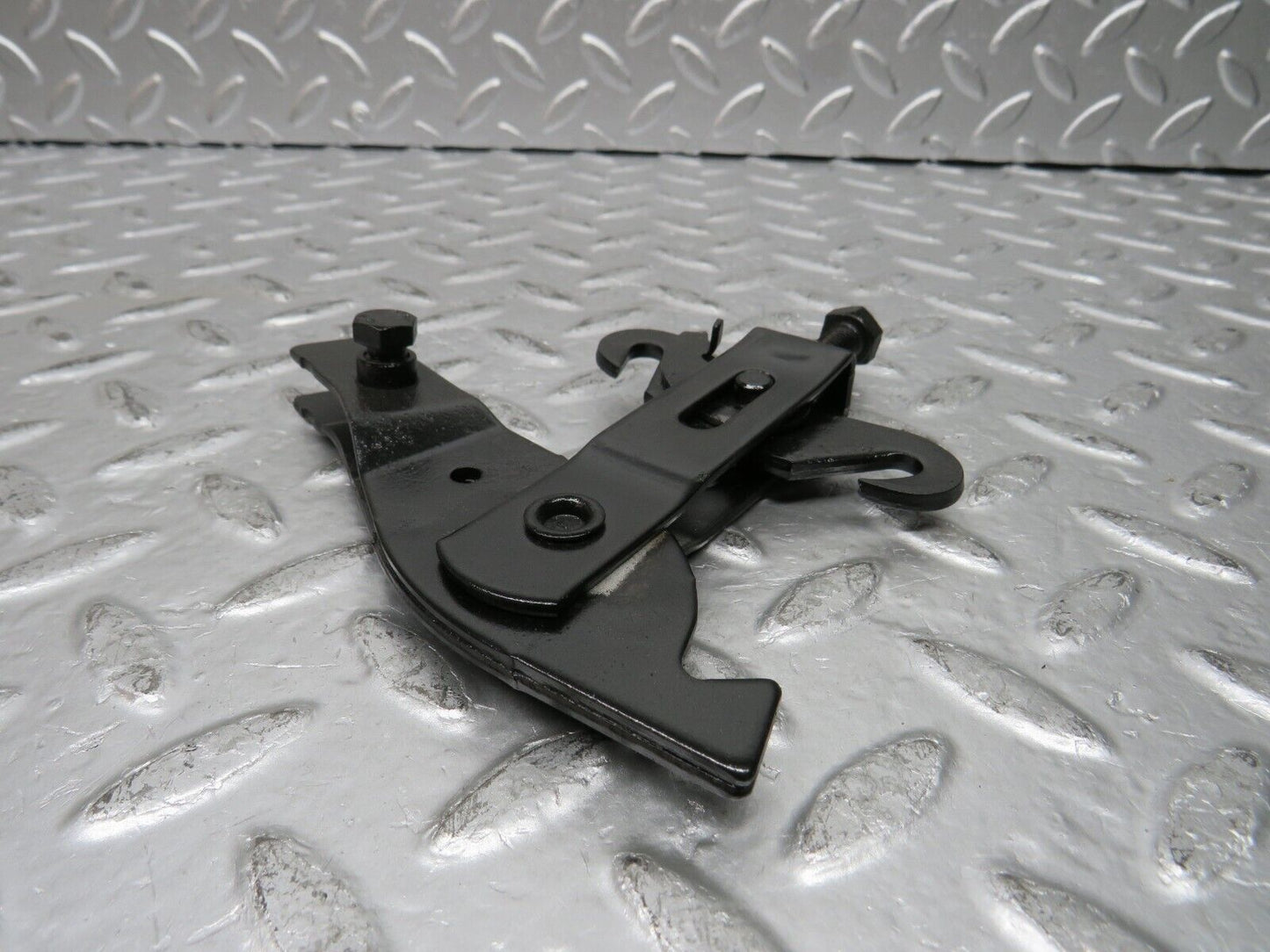 29950 Mercedes-Benz C124 320CE Coupe Handbrake Adjusting Handbrake Regulator