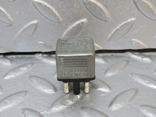 39831 Mercedes-Benz R107 350SL Coupe Multi Purpose Relay 0015422219 0332205001