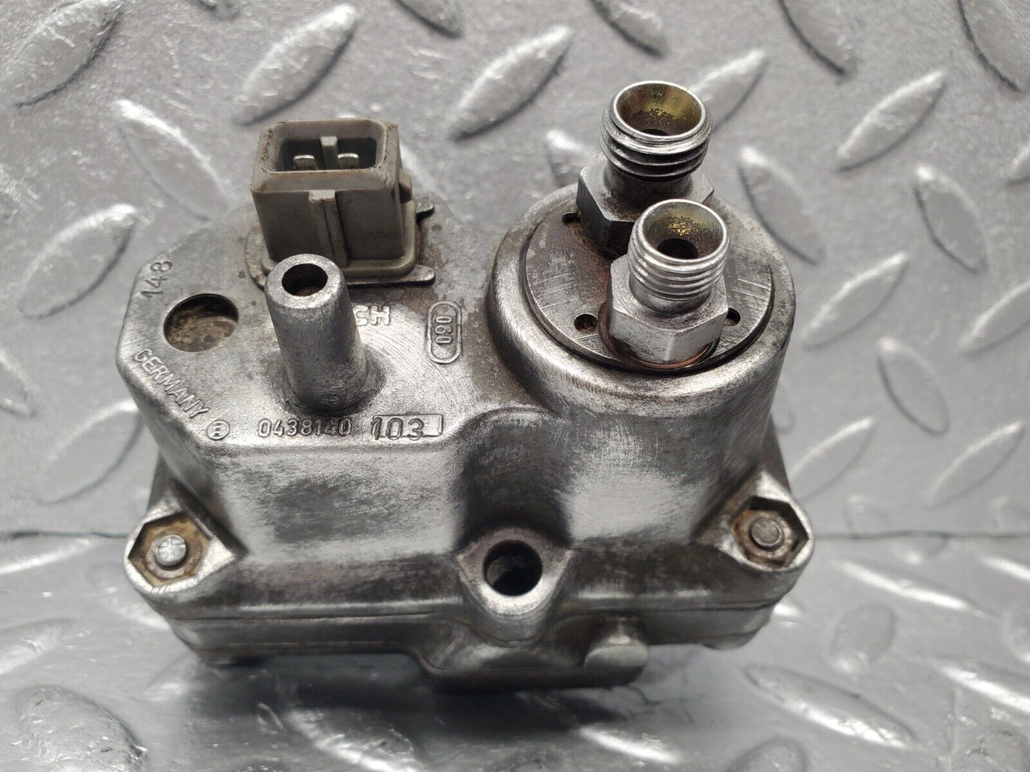 46592 Mercedes-Benz C123 280CE Coupe Warm Up Regulator 0438140103