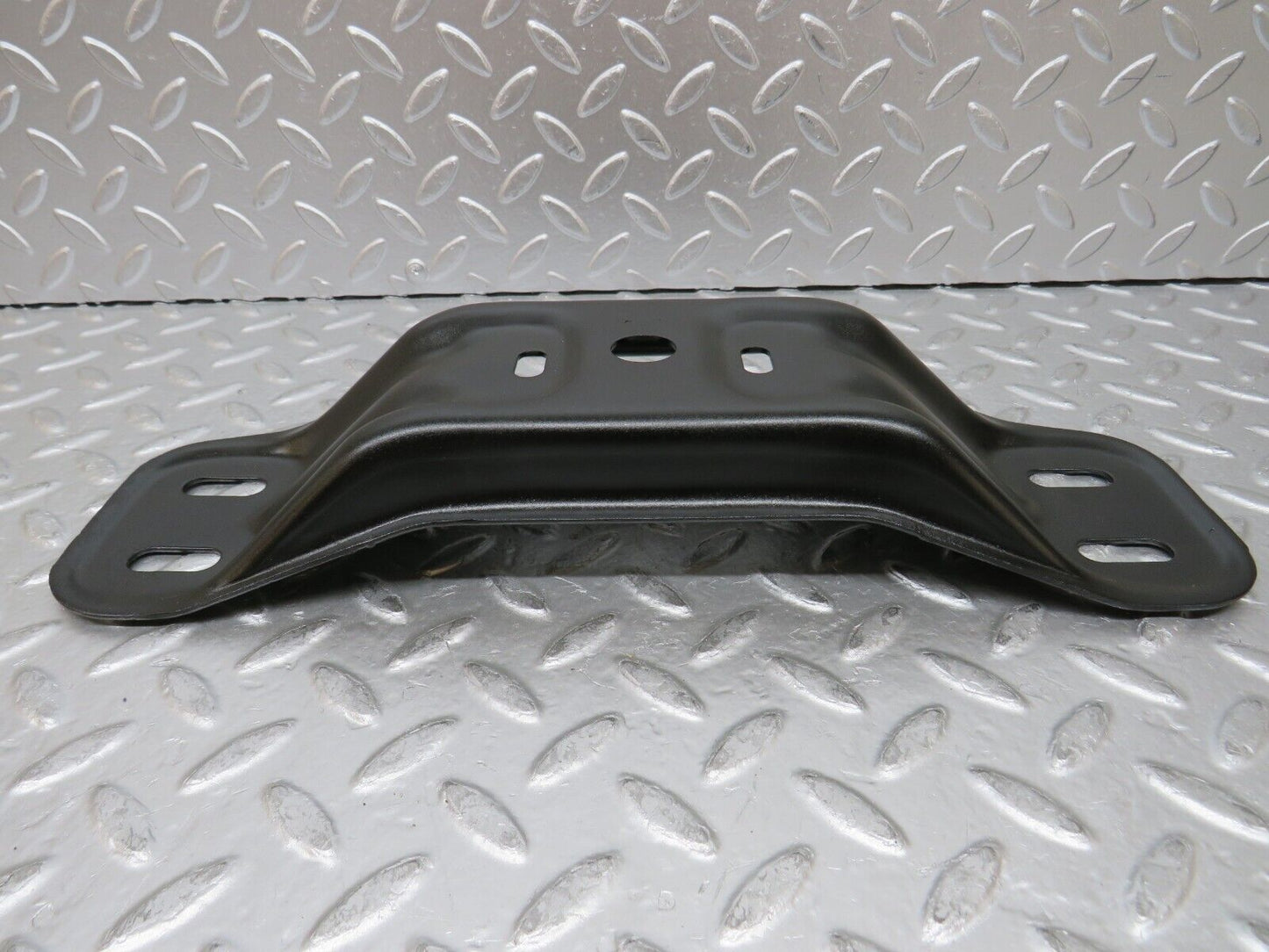 26737 Mercedes-Benz C124 220CE Coupe Gearbox Mount Bracket Holder