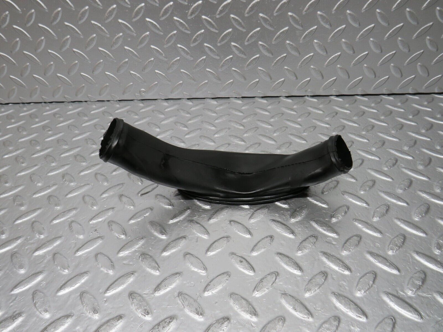 30413 Mercedes-Benz W124 230E Heater Water Drain 1248320025