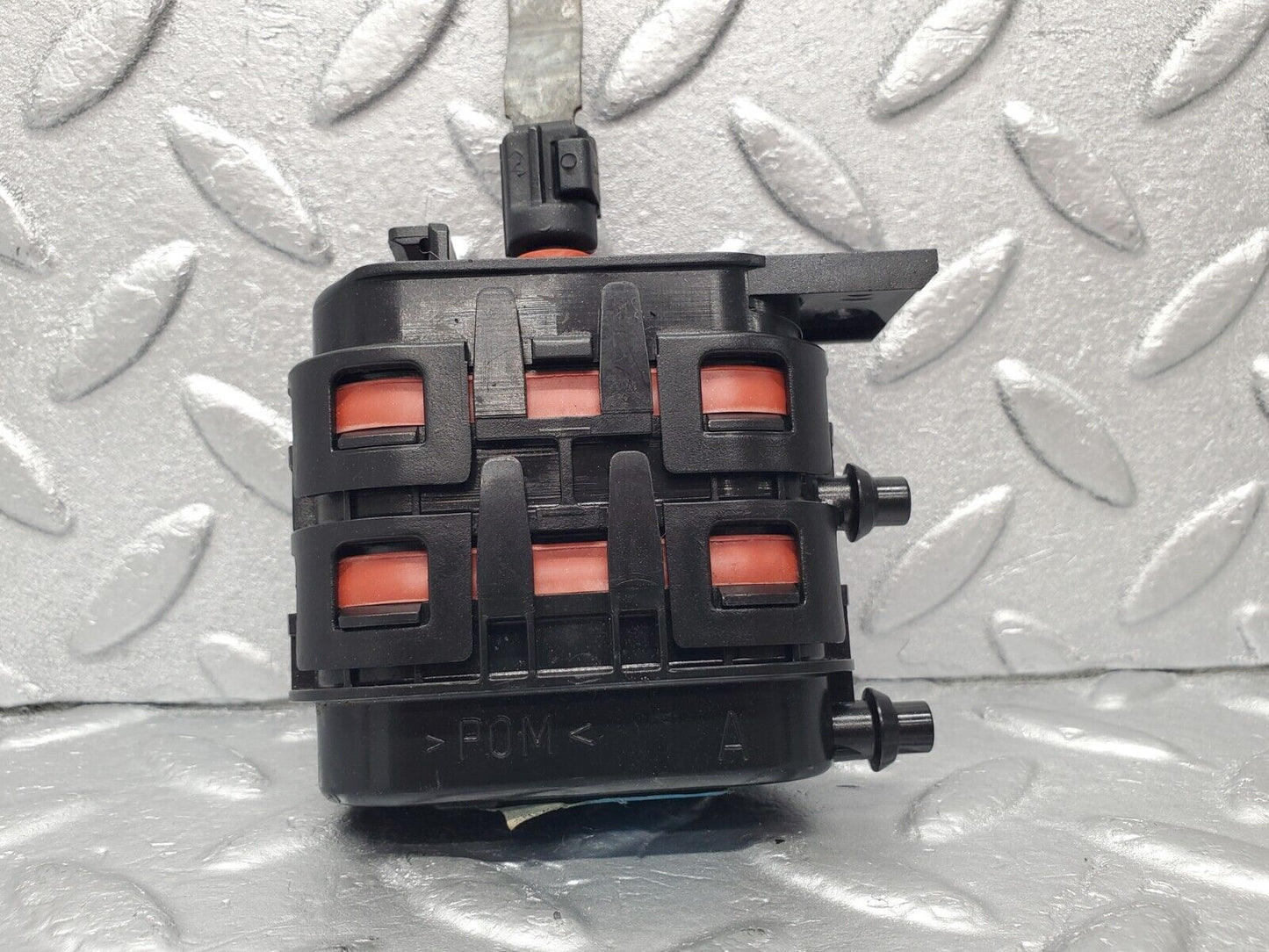 46941 Mercedes-Benz R129 320SL Coupe Heater Box Vacuum Actuator
