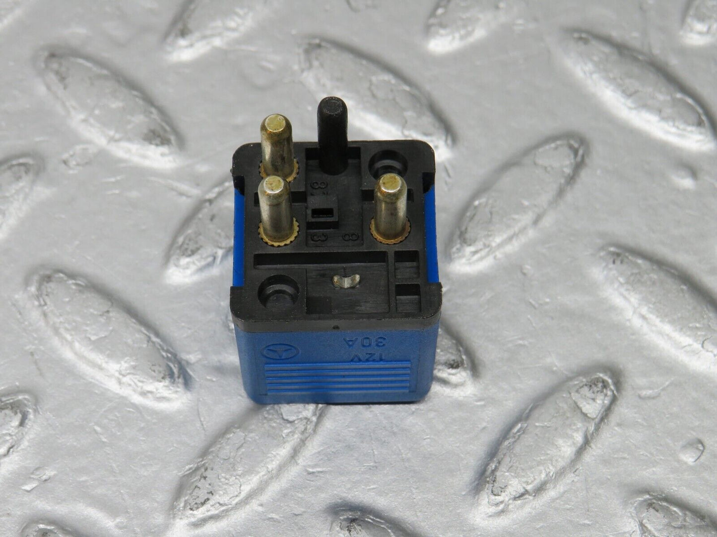 38538 Mercedes-Benz R129 280SL Coupe Multi Purpose Relay 0015429919