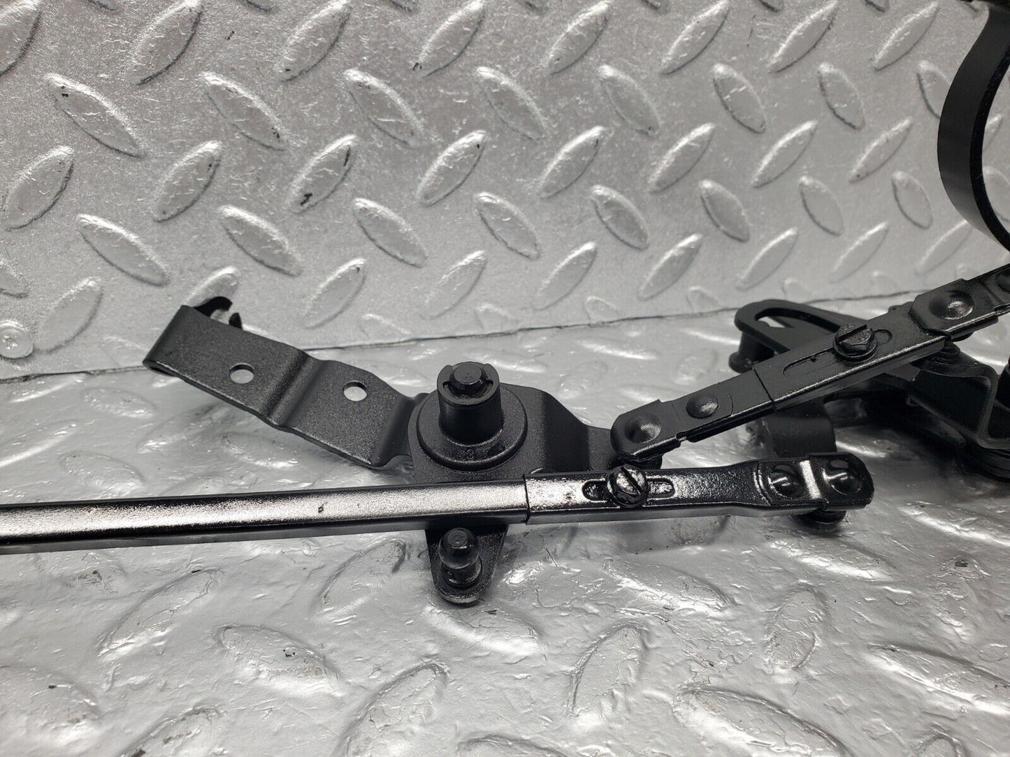 46724 Mercedes-Benz C123 280CE Coupe Throttle Linkage