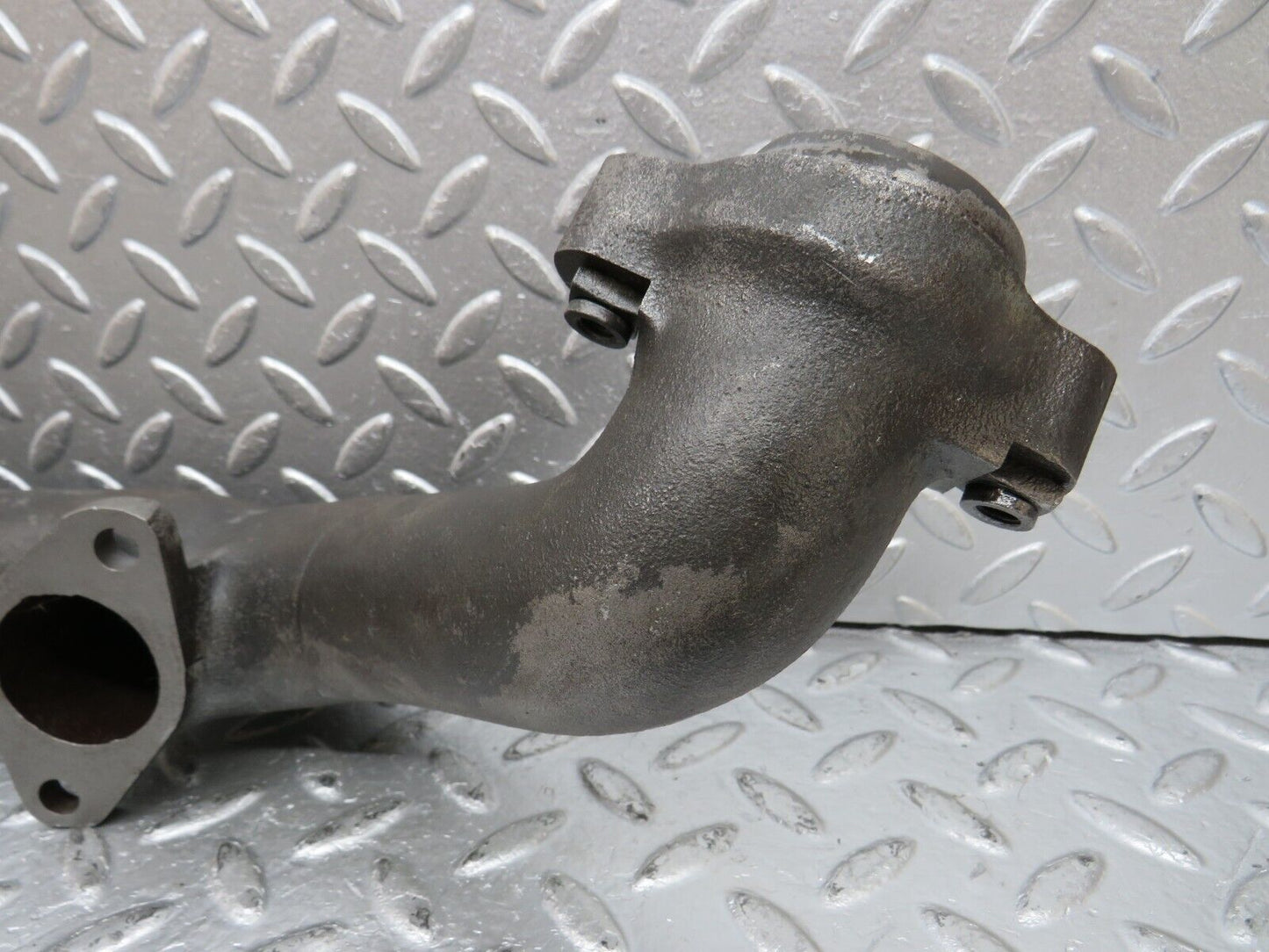 33113 Mercedes-Benz W126 420 V8 Exhaust Manifold Left 1171422602 1171423102