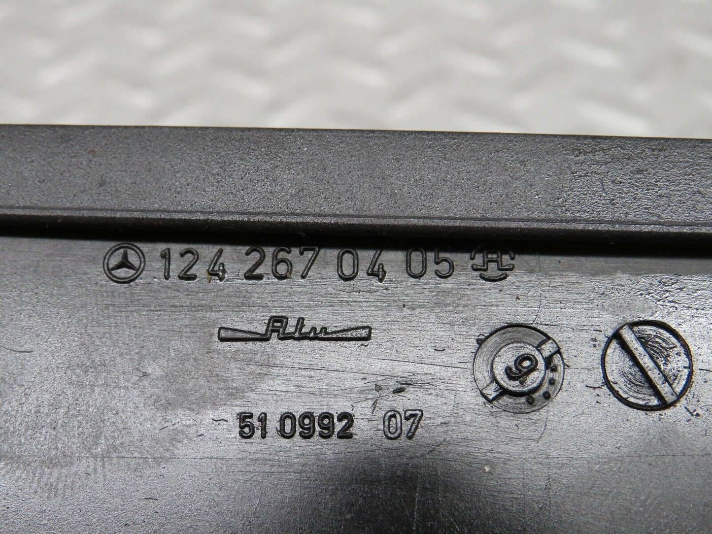 29314 Mercedes-Benz W124 230E Automatic Gear Shift Selector 1242670405