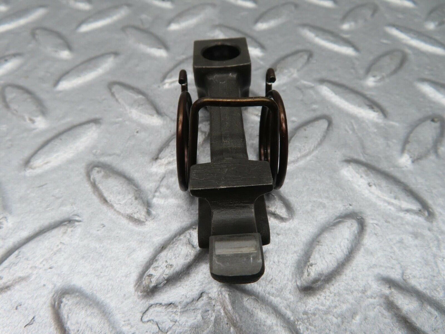 12861 Mercedes-Benz W111 220SE Valve Rocker Arm With Retaining Spring