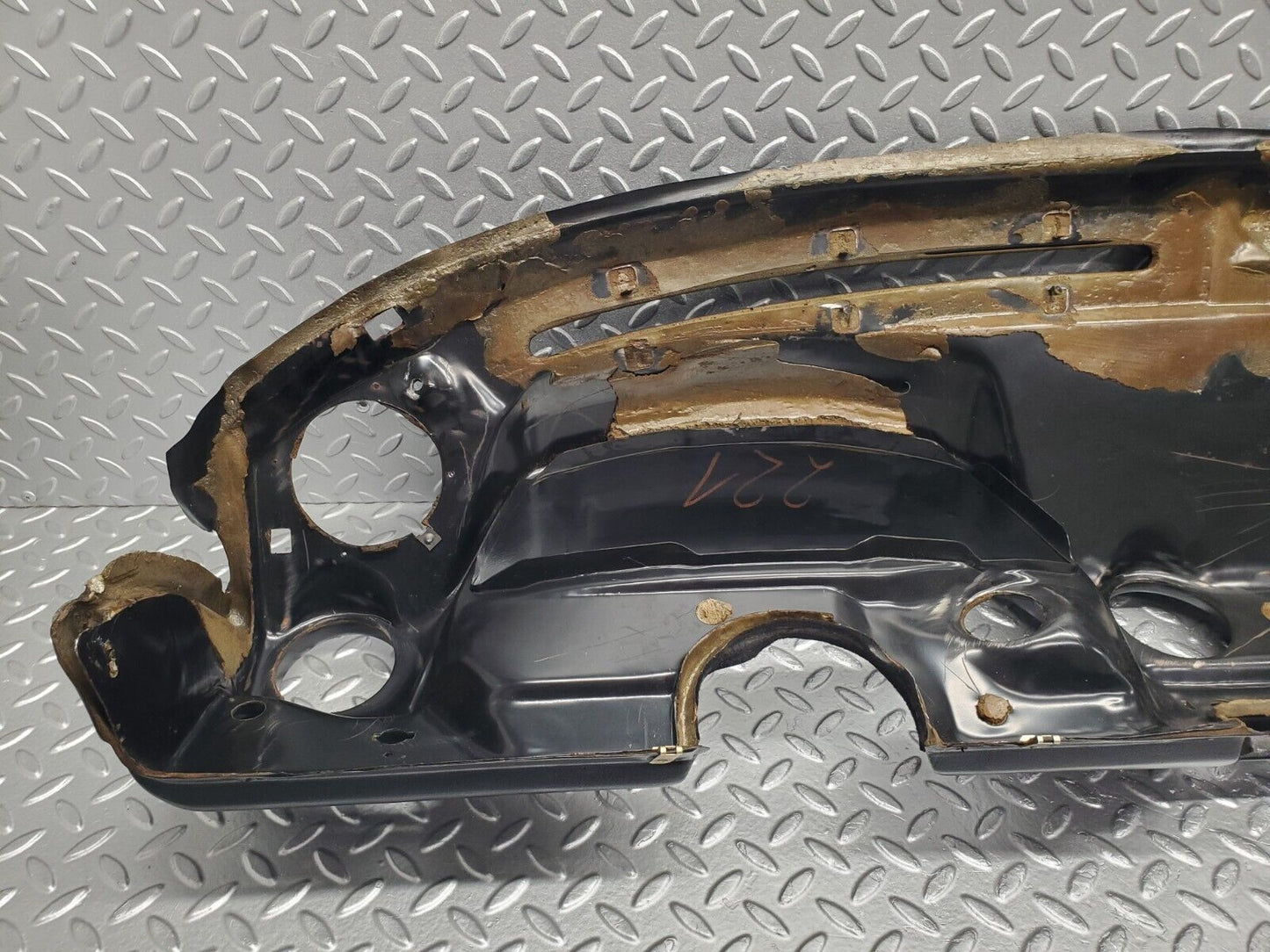 46497 Mercedes-Benz C123 280CE Coupe Dashboard Black