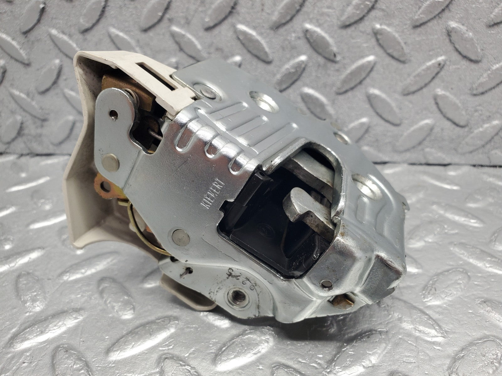 W201 Baby Benz rear right door lock mechanism used OEM
