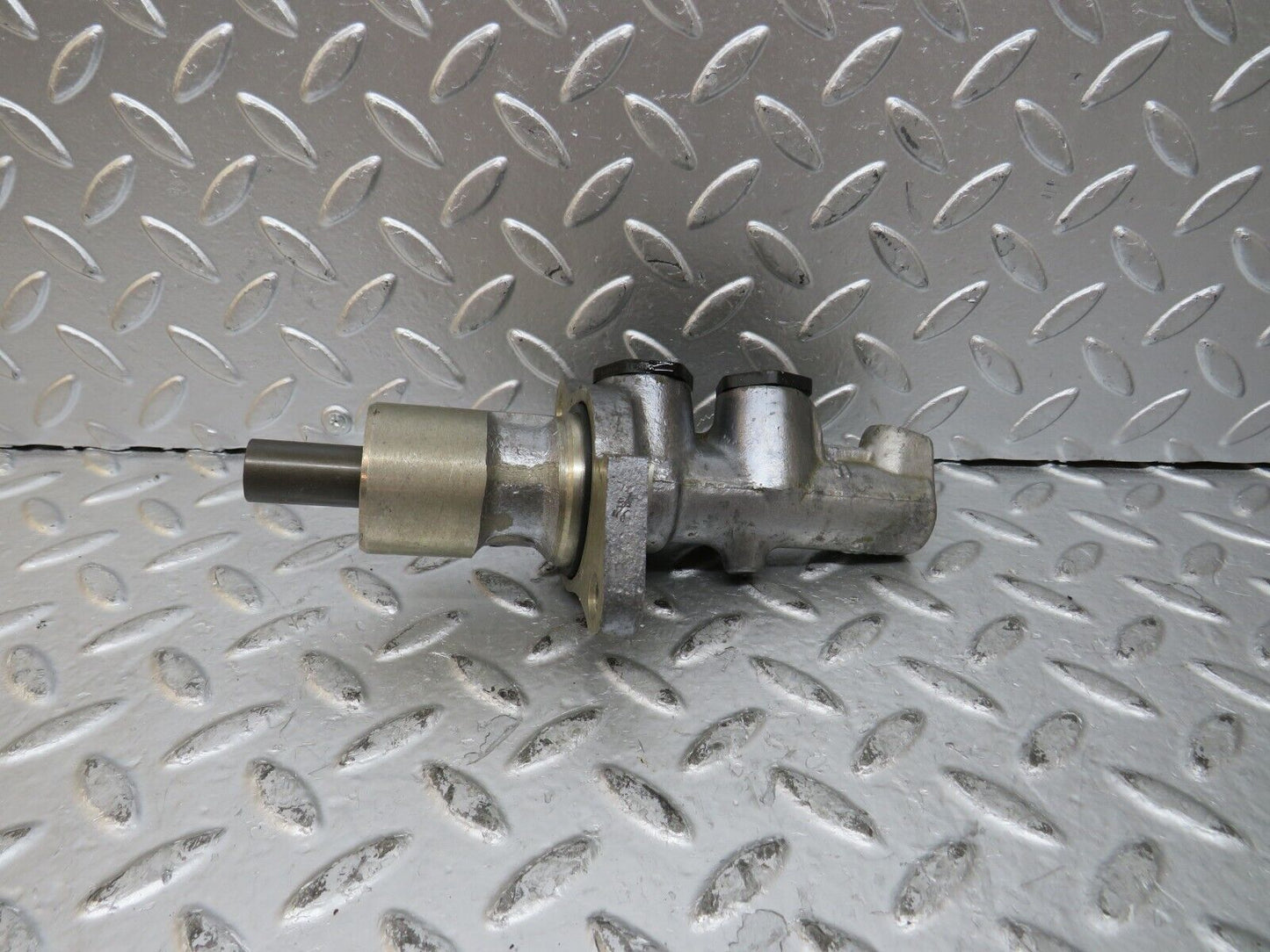 26683 Mercedes-Benz C124 220CE Coupe Brake Master Cylinder Ate 19/23
