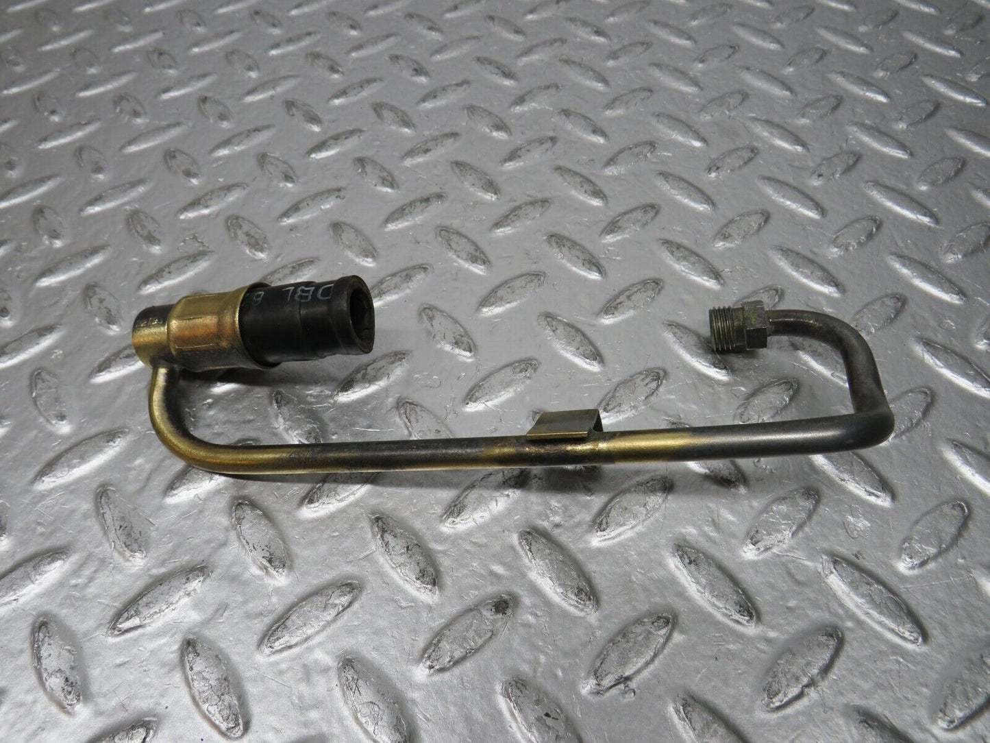 31505 Mercedes-Benz S124 220TE Wagon Fuel Hose Pipe