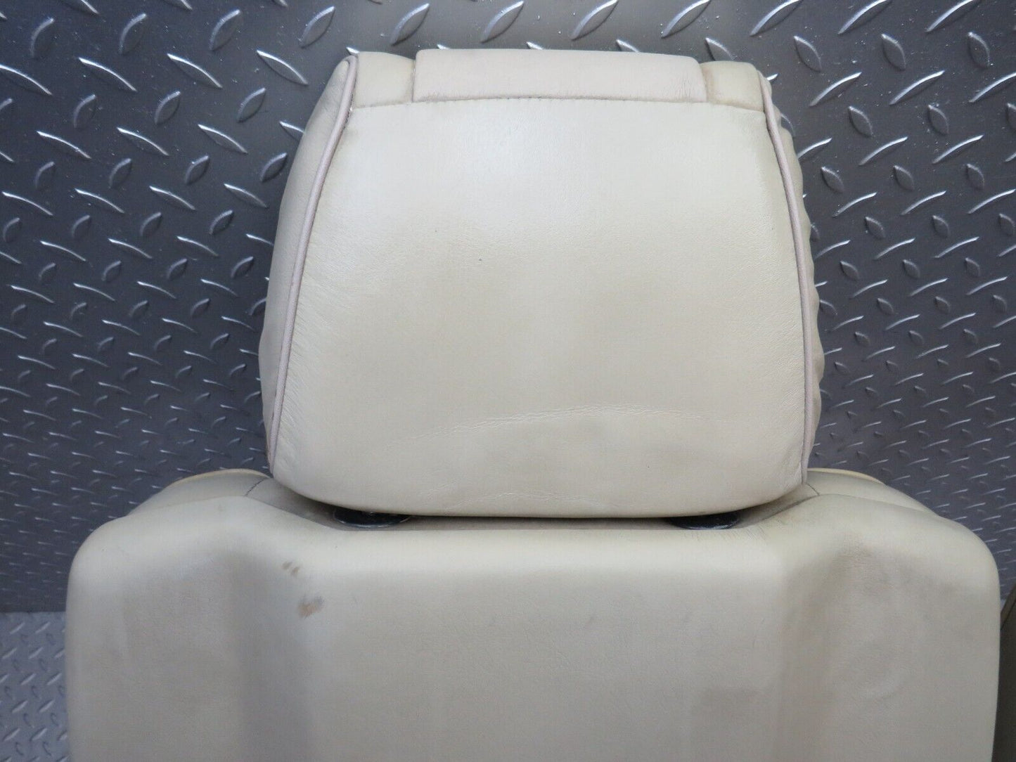 34548 Mercedes-Benz C126 380SEC Front Left Electric Seat Leather Beige