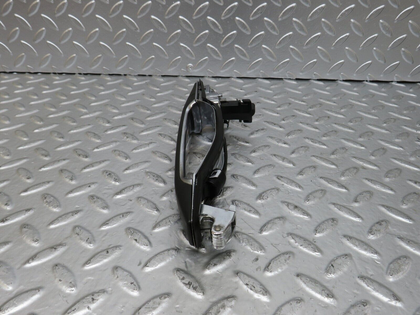 24870 Mercedes-Benz W140 S320 Front Left Exterior Door Handle