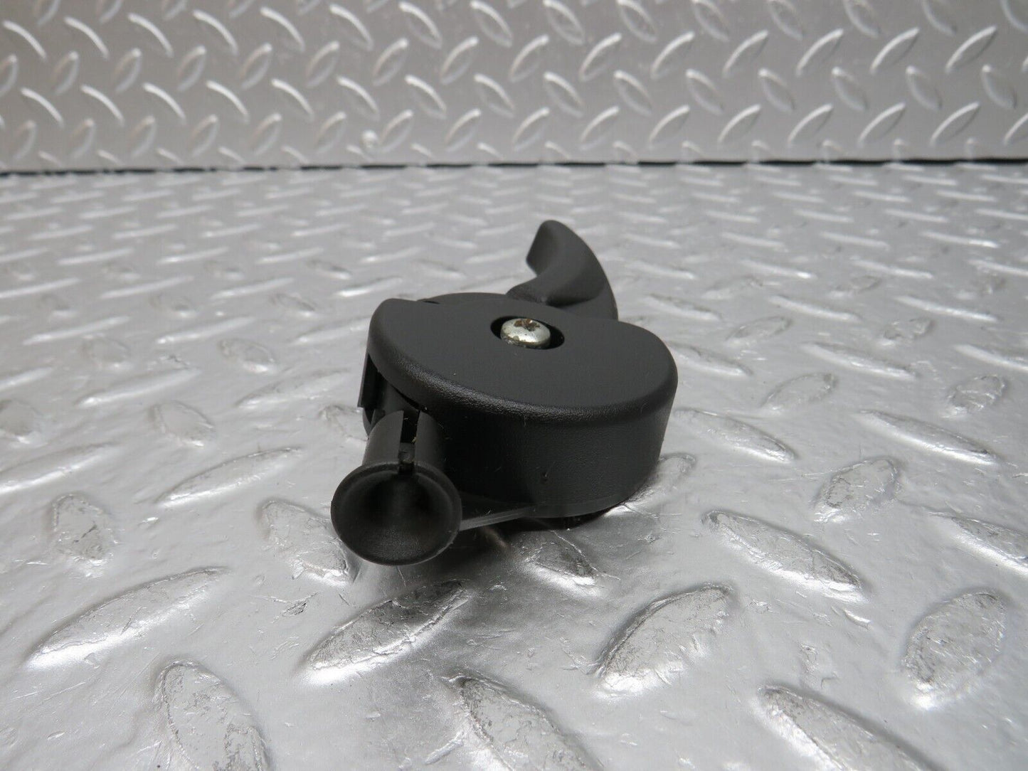 30645 Mercedes-Benz W201 190E 2.0L Hood Opener Bonnet Opener Release