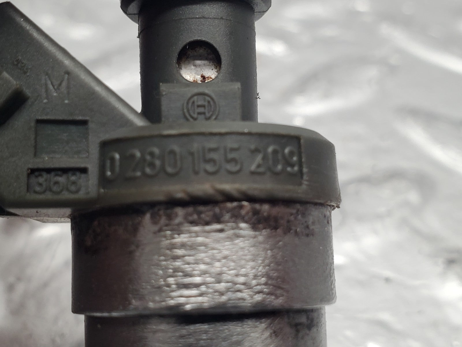 46977101