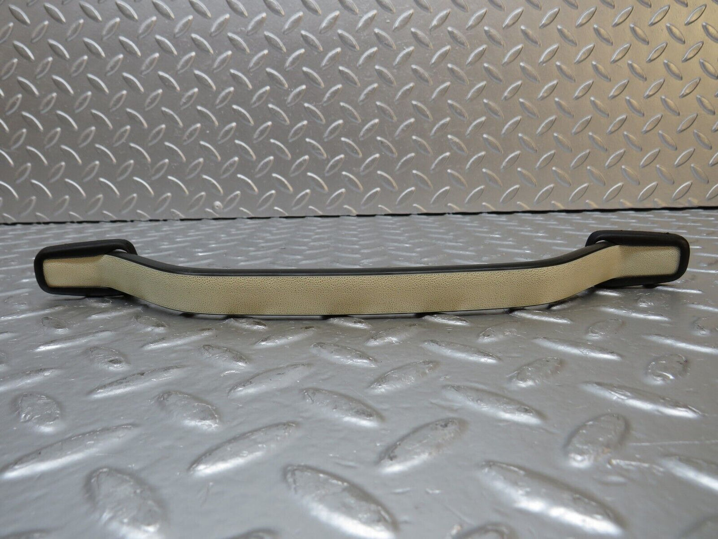 30989 Mercedes-Benz W123 200D Interior Roof Grab Handle Set