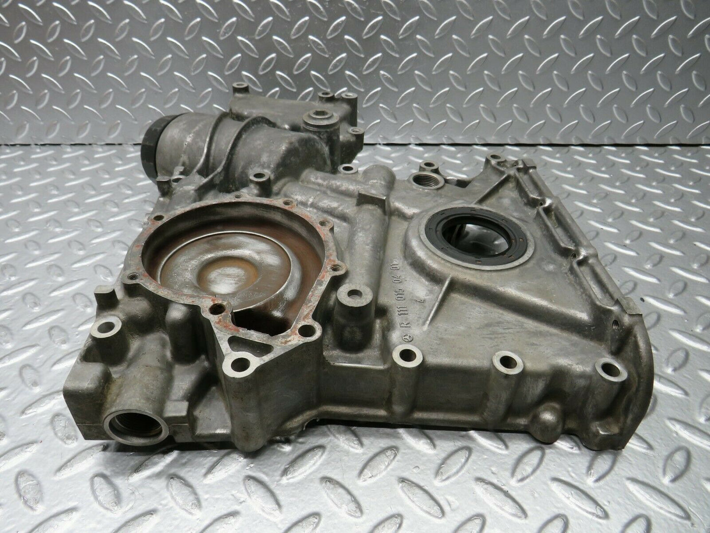 22508 Mercedes-Benz C124 E220 Coupe Timing Chain Cover 1110150401