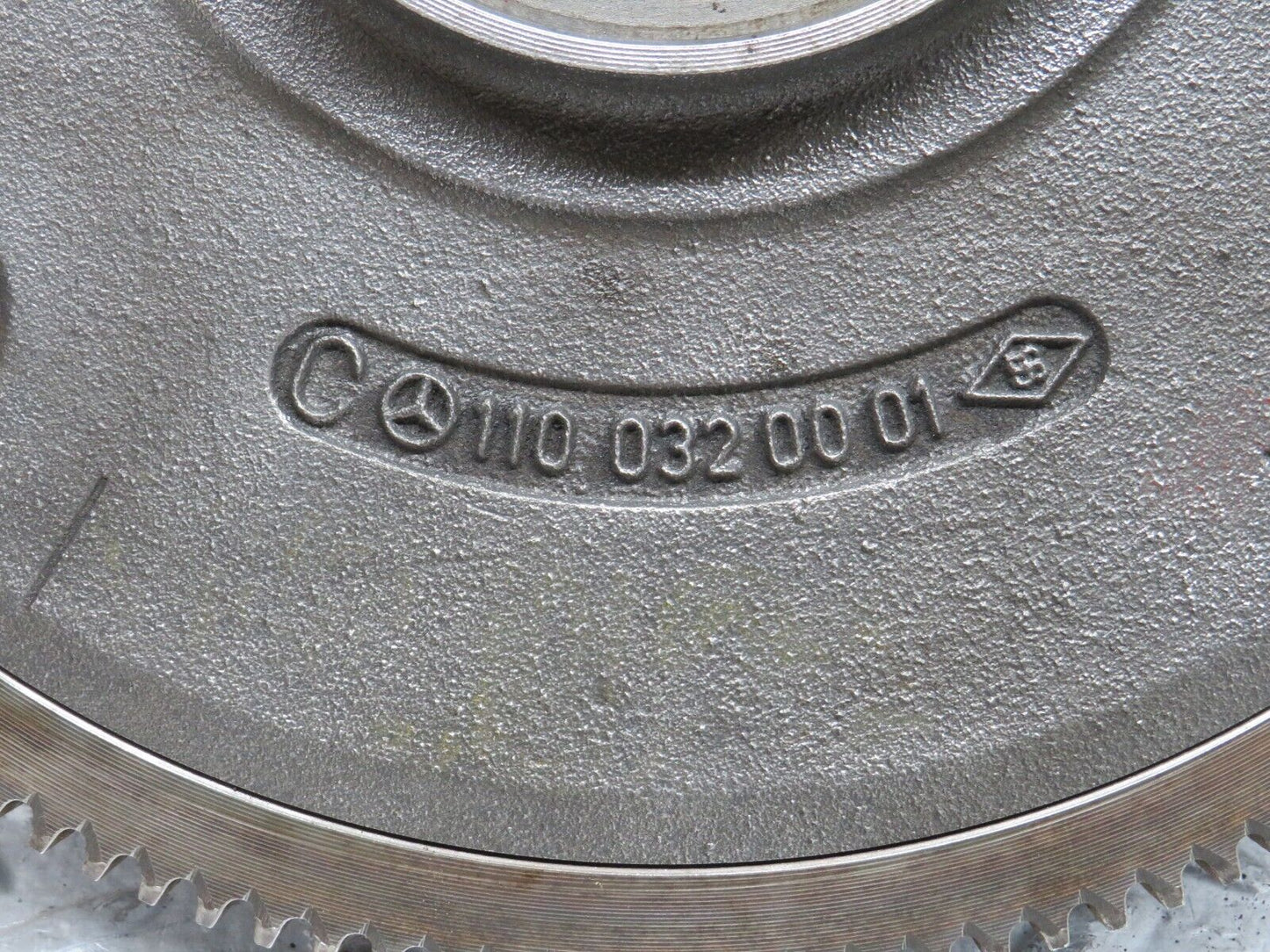 28045 Mercedes-Benz W123 280E Flywheel Starter Ring 1100320001