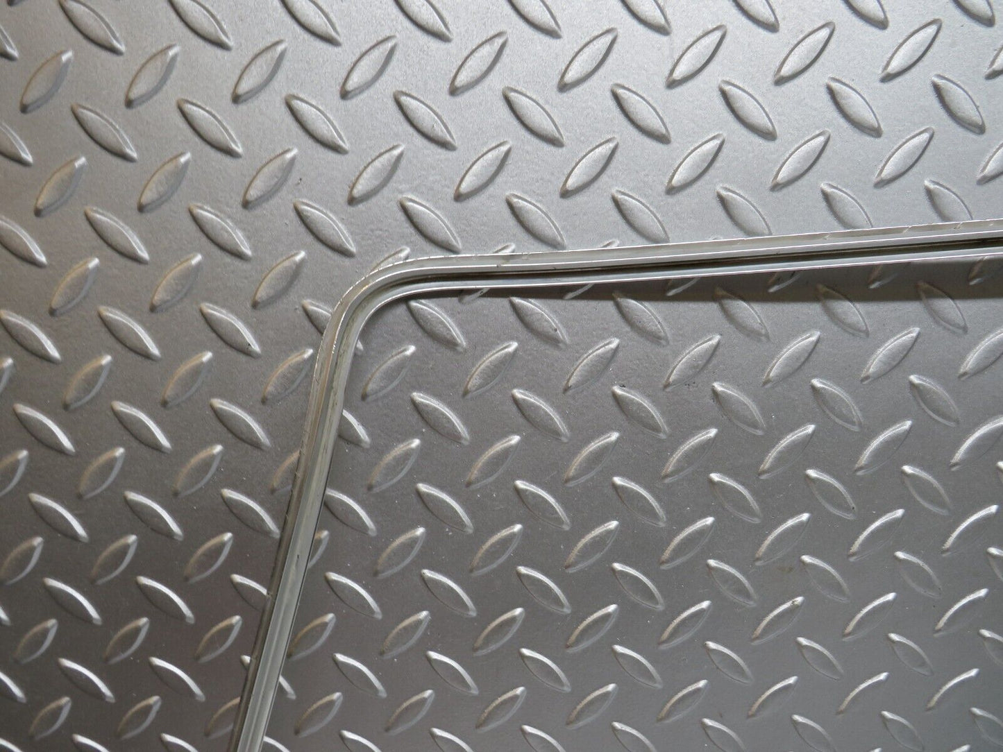 28240 Mercedes-Benz S123 240D Wagon Front Windscreen Chrome Frame