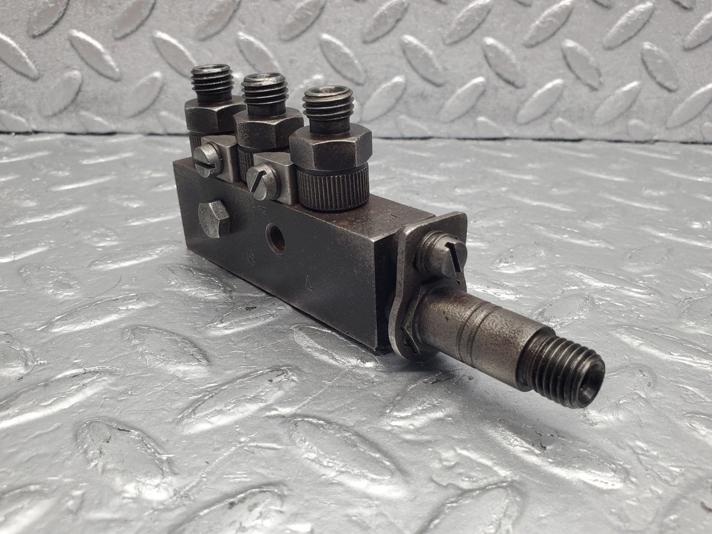 W112 injection distributor block used OEM